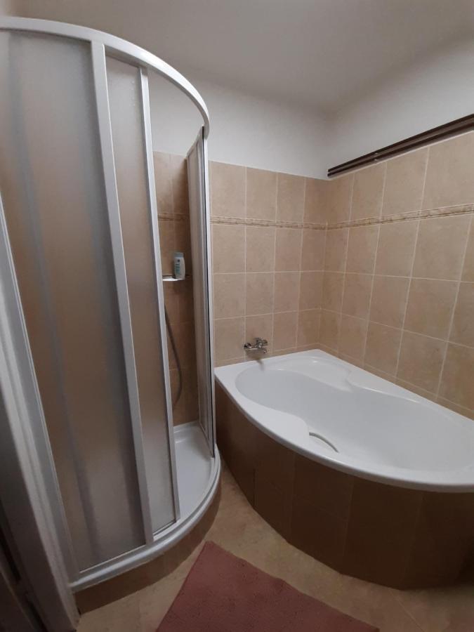 Ferienwohnung Soukromy Pokoj V Srdci Prahy Prag Exterior foto